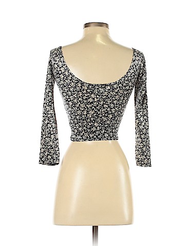 Hollister 3/4 Sleeve Top (view 2)