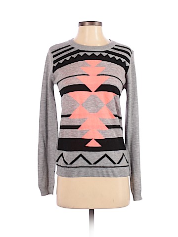 Forever 21 Pullover Sweater (view 1)