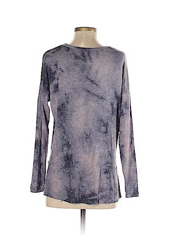 American Eagle Outfitters Long Sleeve Top (view 2)