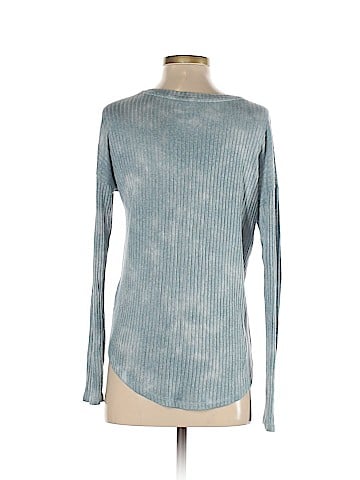 American Eagle Outfitters Long Sleeve Top (view 2)