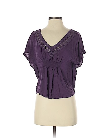 American Eagle Outfitters Short Sleeve Blouse (view 1)