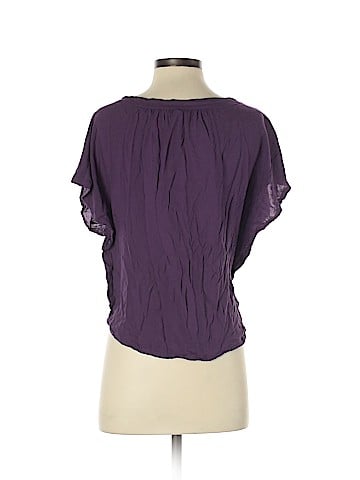 American Eagle Outfitters Short Sleeve Blouse (view 2)