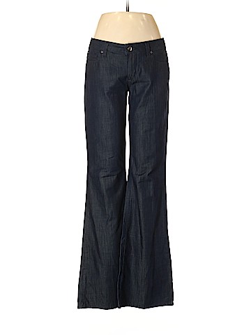 Paige Khakis (view 1)