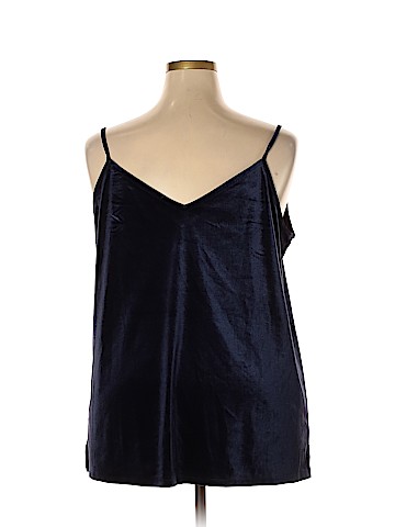 Old Navy Sleeveless Top (view 2)