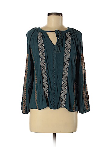 American Eagle Outfitters Long Sleeve Blouse (view 1)