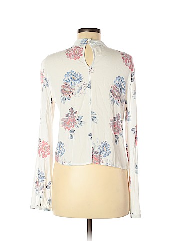 Kendall & Kylie Long Sleeve Blouse (view 2)