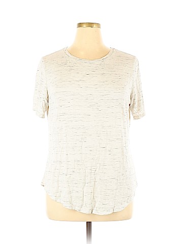 Old Navy Short Sleeve T-Shirt (view 1)