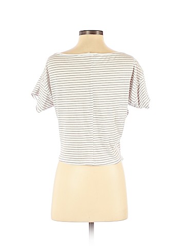 Victoria's Secret Short Sleeve T-Shirt (view 2)