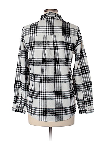 Forever 21 Long Sleeve Button-Down Shirt (view 2)