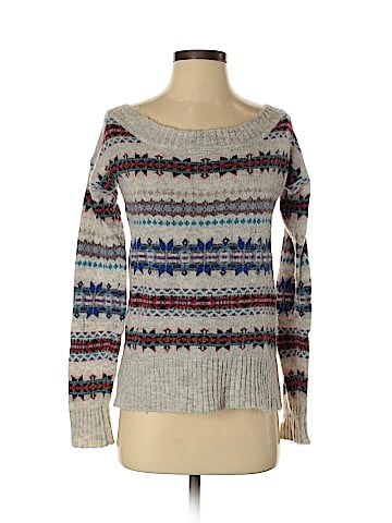 American Eagle Outfitters Wool Pullover Sweater (view 1)