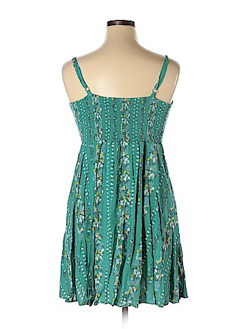 Old Navy Casual Dress (view 2)