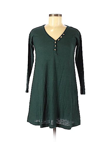 American Eagle Outfitters Casual Dress (view 1)