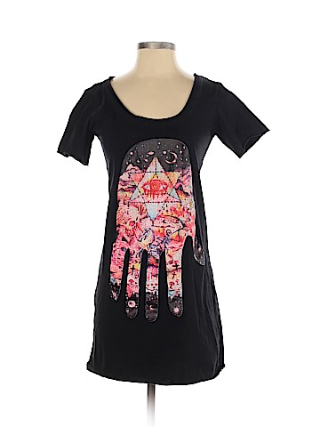 Your Eyes Lie Short Sleeve Top (view 1)