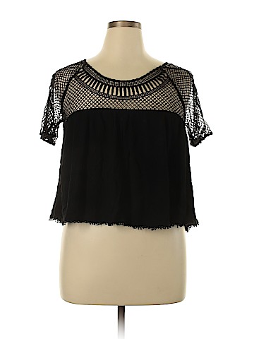 Unbranded Short Sleeve Blouse (view 1)