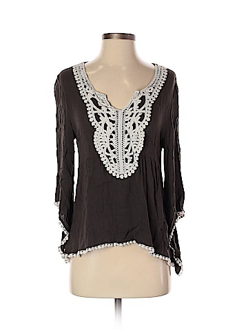 Francesca's 3/4 Sleeve Blouse (view 1)