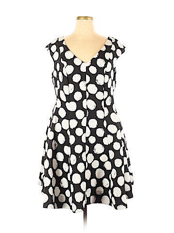 Julia Jordan Casual Dress (view 1)