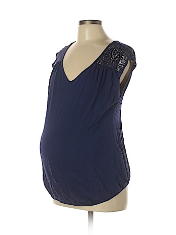 Old Navy - Maternity Short Sleeve Top (view 1)