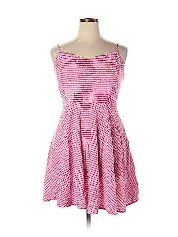 Old Navy Casual Dress (view 1)