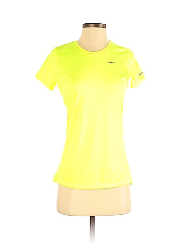 Nike Active T-Shirt (view 1)