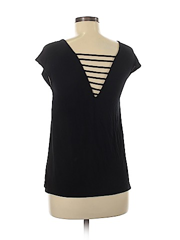 American Eagle Outfitters Short Sleeve Top (view 2)