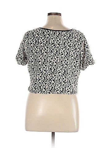 Lane Bryant Short Sleeve Blouse (view 2)