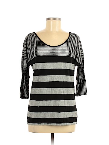 American Eagle Outfitters 3/4 Sleeve T-Shirt (view 1)