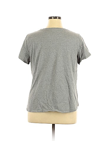Old Navy Short Sleeve T-Shirt (view 2)