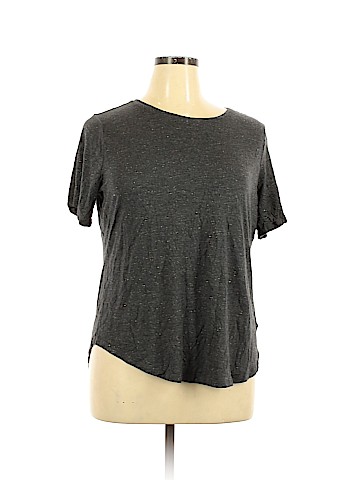 Old Navy Short Sleeve T-Shirt (view 1)