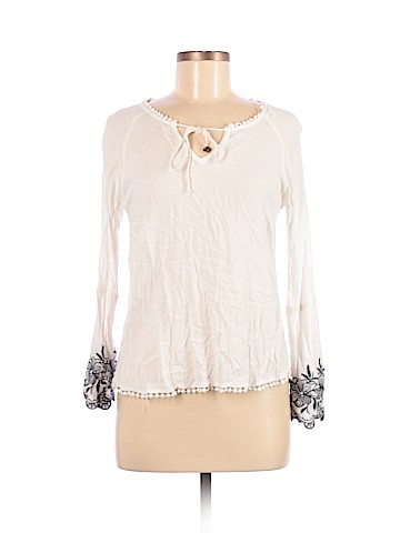 Charlotte Russe Long Sleeve Top (view 1)