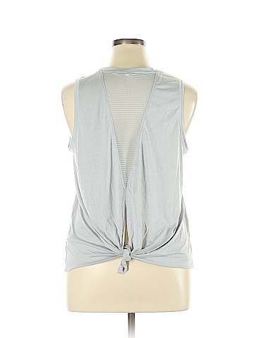 Active by Old Navy Active T-Shirt (view 2)