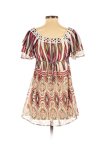 Romeo & Juliet Couture Short Sleeve Blouse (view 2)