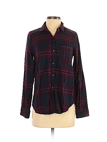 Hollister Long Sleeve Button-Down Shirt (view 1)