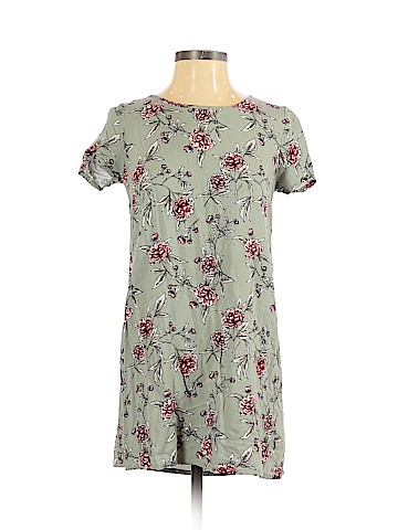 Forever 21 Casual Dress (view 1)