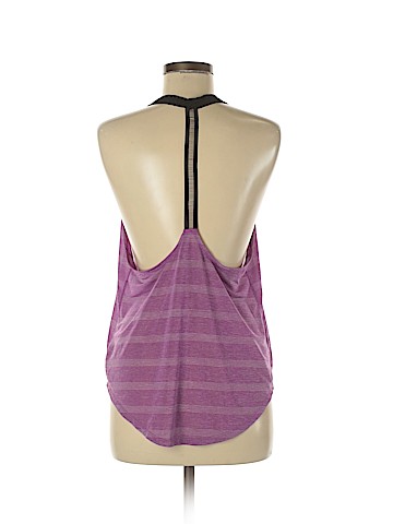 Nike Active T-Shirt (view 2)