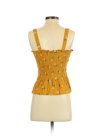 American Eagle Outfitters Sleeveless Top (view 2)