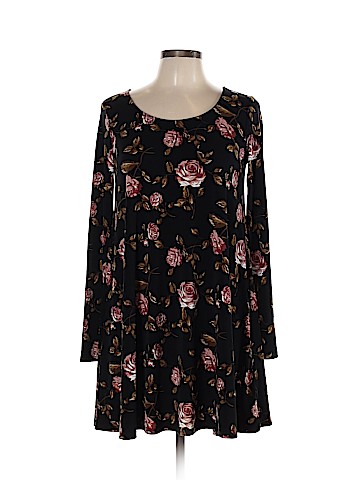 Forever 21 Casual Dress (view 1)