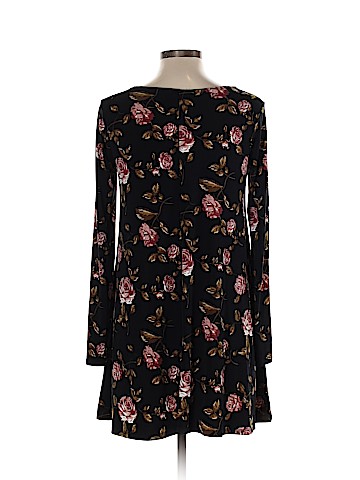 Forever 21 Casual Dress (view 2)