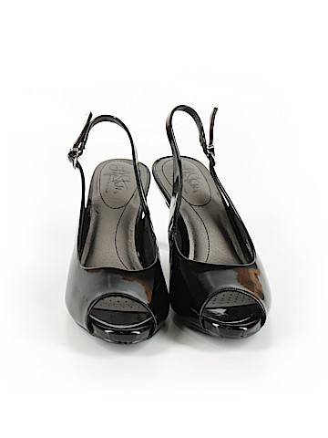 Life Stride Heels (view 2)