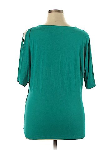 a.n.a. A New Approach Short Sleeve Top (view 2)