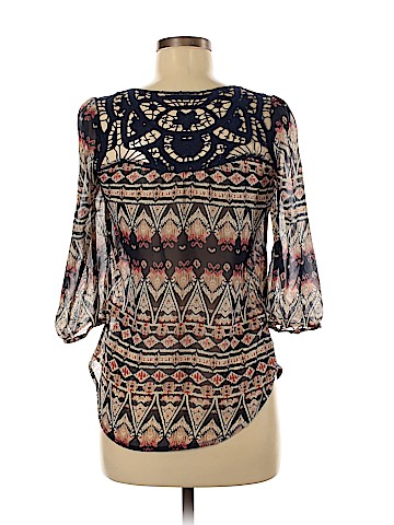 Miss Daisy Short Sleeve Blouse (view 2)