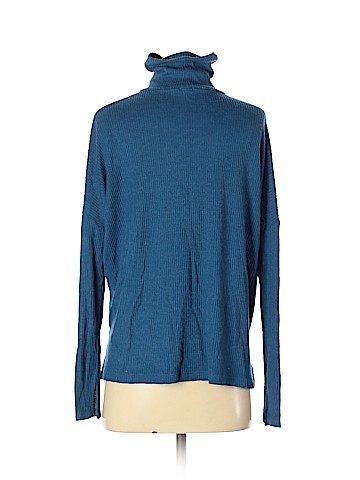 Aerie Turtleneck Sweater (view 2)