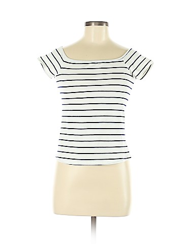 Forever 21 Short Sleeve T-Shirt (view 1)