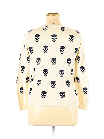 Neiman Marcus Pullover Sweater (view 2)