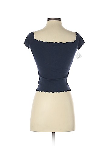 Hollister Short Sleeve Top (view 2)