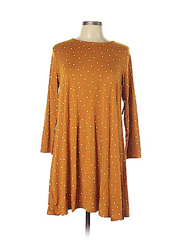 Old Navy Casual Dress (view 1)