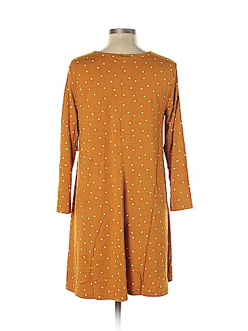 Old Navy Casual Dress (view 2)