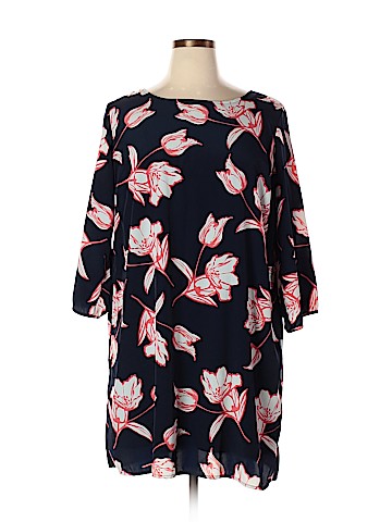 Old Navy Casual Dress (view 1)