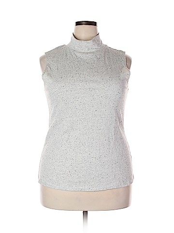 Croft & Barrow Sleeveless Top (view 1)