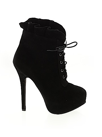 PREMISE Ankle Boots (view 1)
