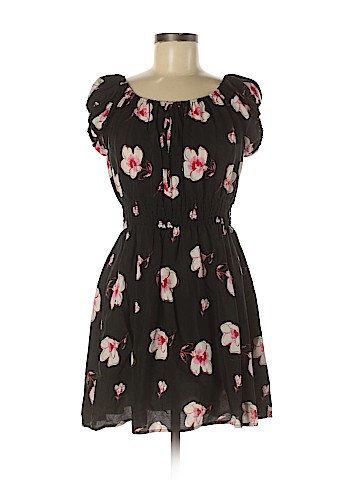 Forever 21 Casual Dress (view 1)